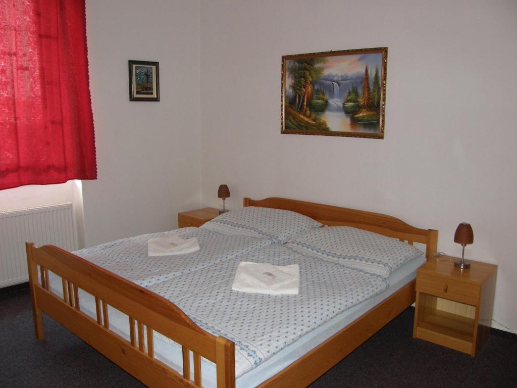 צ'סקה בודיוביצה Hotel Filip מראה חיצוני תמונה