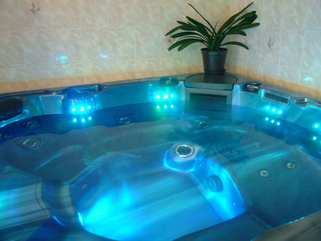 צ'סקה בודיוביצה Hotel Filip מראה חיצוני תמונה